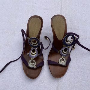 Ladies sandals